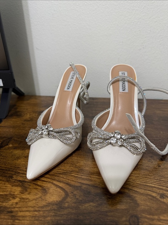 Steve Madden Shoes - Steve Madden Ivory Pointed-Toe Slingback Heels with Crystal Bow